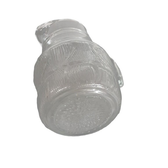 Vintage Clear Textured 7 Cup Glass Pitcher with Ice Lip - Picture 4 of 6